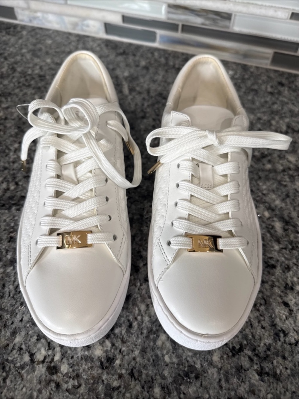 Michael Kors White Leather Colby embossed sneakers - new 7.5
